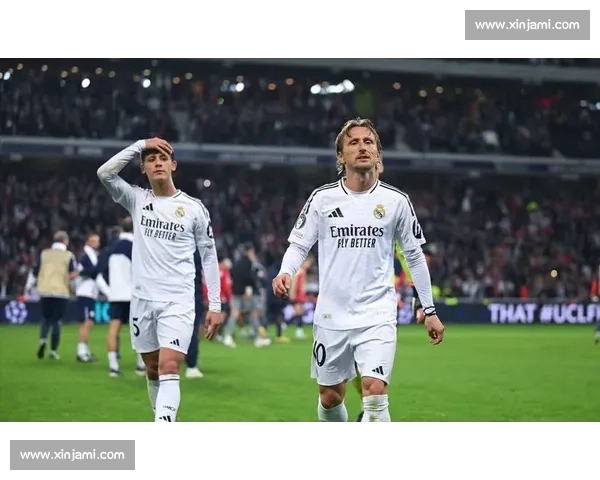 科贝评论员质疑皇马轮换策略:魔笛首发引争议,塞瓦略斯为何被冷落?