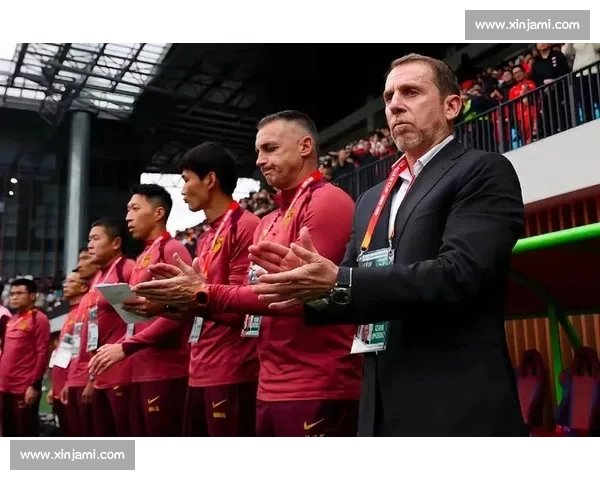 国足换帅提速！久尔杰维奇过渡身份坐实，两大名帅锁定接班